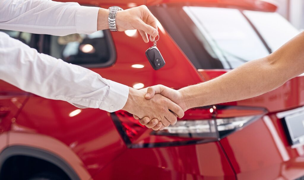 ecco-come-italiani-comprano-auto